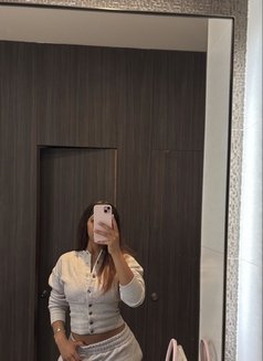 Gorgeous Billy - escort in Okinawa Island Photo 1 of 2