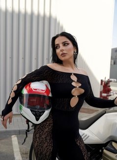 Gorgeous Milya Big Ass - escort in Al Manama Photo 8 of 11
