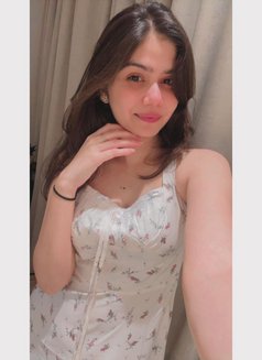 Gorgeous Priya Sharma - escort in Sharjah Photo 5 of 7