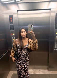 Gorgeous Rusha🦋TOP & BOTTOM - Acompañantes transexual in Chennai Photo 23 of 30