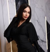 Gorgeous Sofia - Transsexual escort in Riyadh Photo 14 of 17