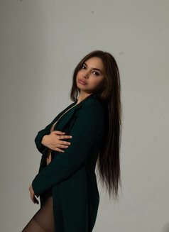 Gorgeous Sveta - escort in Dubai Photo 8 of 14