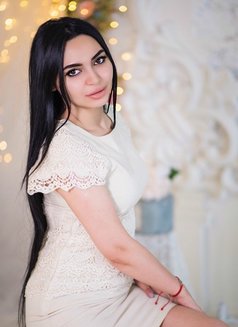 Gorgeous Sveta - escort in Dubai Photo 12 of 14