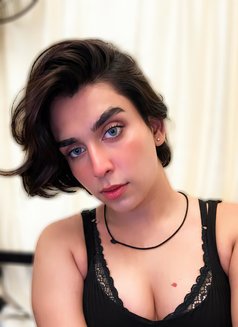 Gorgeous Trans Companion in Mumbai - Transsexual escort in Mumbai Photo 1 of 6