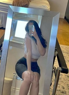 Gorgeousbombshell - escort in Osaka Photo 1 of 7