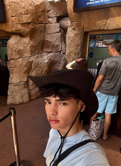 Goshatwink - Acompañantes masculino in Dubai Photo 1 of 6