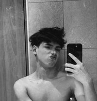 Goshatwink - Male escort in Dubai