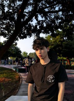 Goshatwink - Acompañantes masculino in Dubai Photo 4 of 6