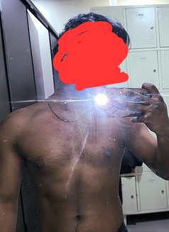 Gourav at Your Service - Male escort in Gurgaon Photo 3 of 4