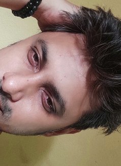 Gourav to Single N couple - Male escort in New Delhi Photo 3 of 3