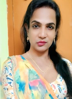 Gouthami - Acompañantes transexual in Coimbatore Photo 1 of 1