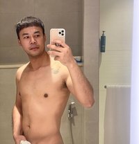 Gouture - Male escort in Muscat