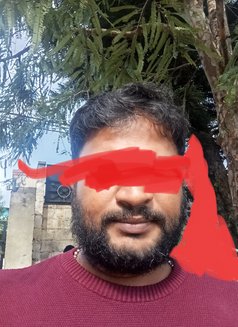 Gowdablr - Male adult performer in Bangalore Photo 3 of 3