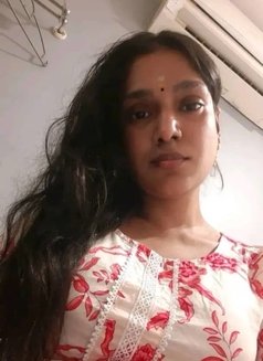 Indian girl with sugar lips - escort in Kuala Lumpur Photo 1 of 6