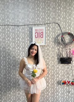 Grab Life By the PUSSY - puta in Dubai Photo 26 of 29