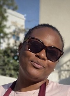 Grace - escort in Cotonou Photo 1 of 2