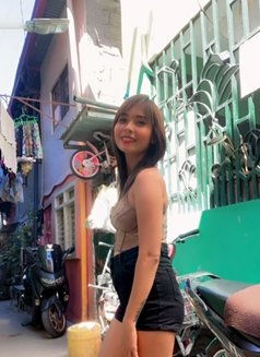 Grace - escort in Makati City Photo 9 of 13
