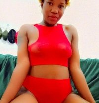 Grace - escort in Nizwa
