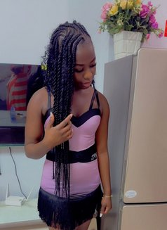 Grace K - escort in Guangzhou Photo 2 of 3