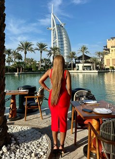 Grace T - puta in Dubai Photo 2 of 6