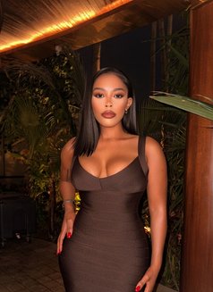 Grace T - puta in Dubai Photo 6 of 6