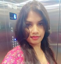 Grand Hotel - Male adult performer in New Delhi