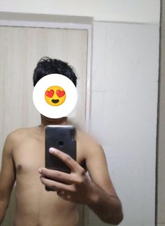 Gravitto - Male escort in Pune Photo 2 of 2