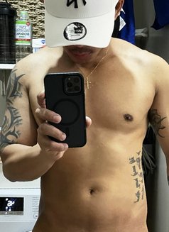 Gray08 - Male escort in Manila Photo 2 of 3