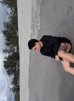 Greg Villavicenio - Male escort in Manila Photo 3 of 6