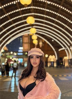 GRISELDA GIRLFRIEND EXPERIENCE - puta in Bangkok Photo 25 of 27