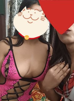 Group Fun Shemale Femle cam and meet - escort in New Delhi Photo 3 of 3