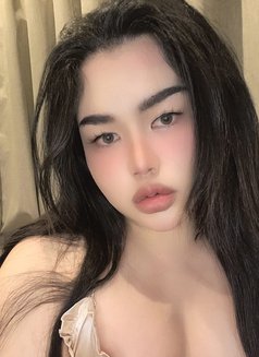 group lady and Ladyboy - masseuse in Riyadh Photo 5 of 12