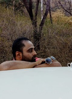 Gru - Male companion in Pune Photo 3 of 4