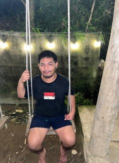 Grwn - Male escort in Manila Photo 5 of 5