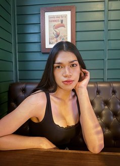 Grxcx Wxphx - Acompañantes transexual in Bangkok Photo 2 of 4