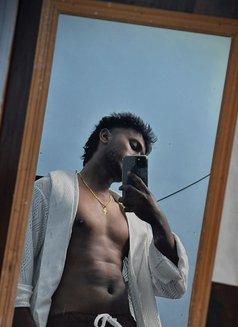Guardian Angel - Acompañantes masculino in Bangalore Photo 2 of 8
