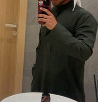 GUCCI - Acompañantes masculino in Abu Dhabi