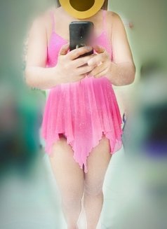 Guddu Crossie - masseuse in Bangalore Photo 1 of 7