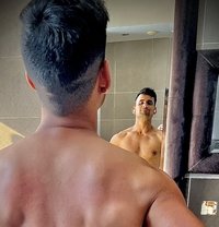 Guddu - Male escort in Dubai