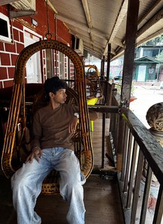 Guddu - Male escort in Mumbai Photo 1 of 1