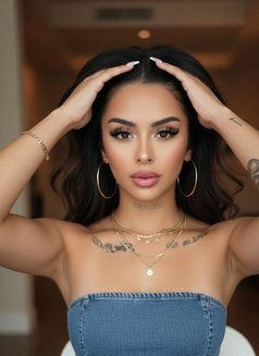 Gugush22y, Sexy Iranian - escort in Dubai Photo 9 of 9