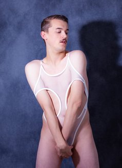 Guillaume - Acompañantes masculino in Paris Photo 7 of 9