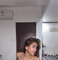 Guinevere - Transsexual escort in Davao