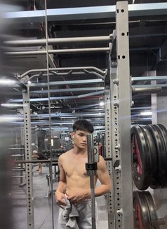 Guitar M - Masajista in Phuket Photo 1 of 5