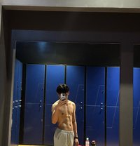 Guitar M - masseur in Phuket