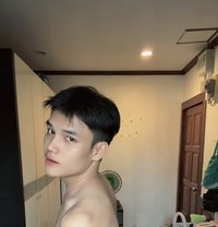 Guitar M - Masajista in Phuket