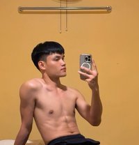 Guitar M - masseur in Phuket