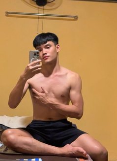 Guitar M - masseur in Phuket Photo 8 of 8