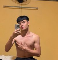 Guitar M - masseur in Phuket