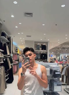 Guitar M - masseur in Phuket Photo 9 of 9